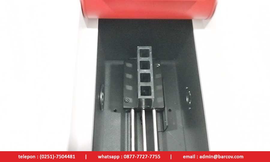 Gambar Spektrofotometer Single Beam UV Vis Dilihat Dari Posisi Tempat Kuvet
